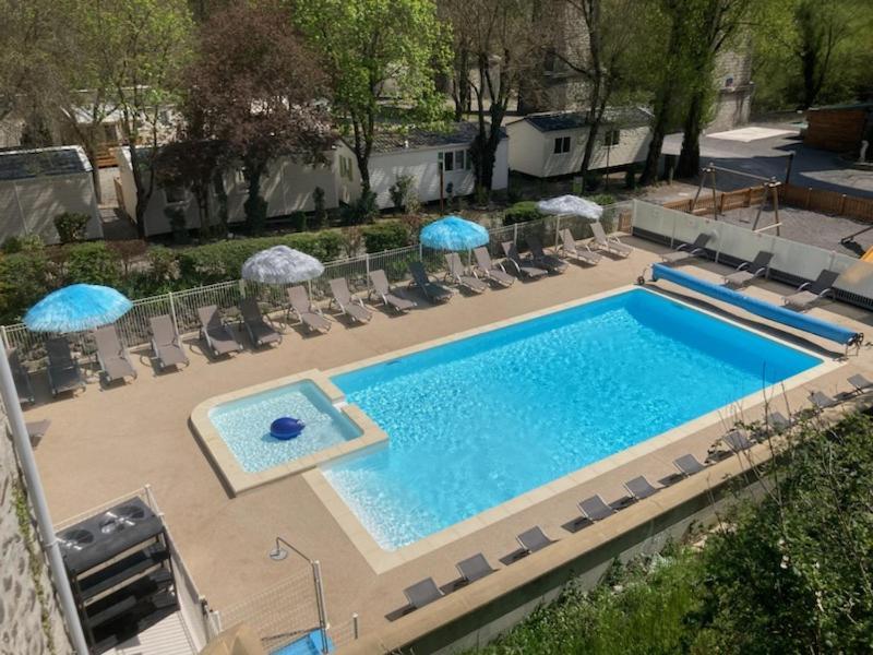 Hotel Les rives d'Auzon à Lavilledieu  Extérieur photo